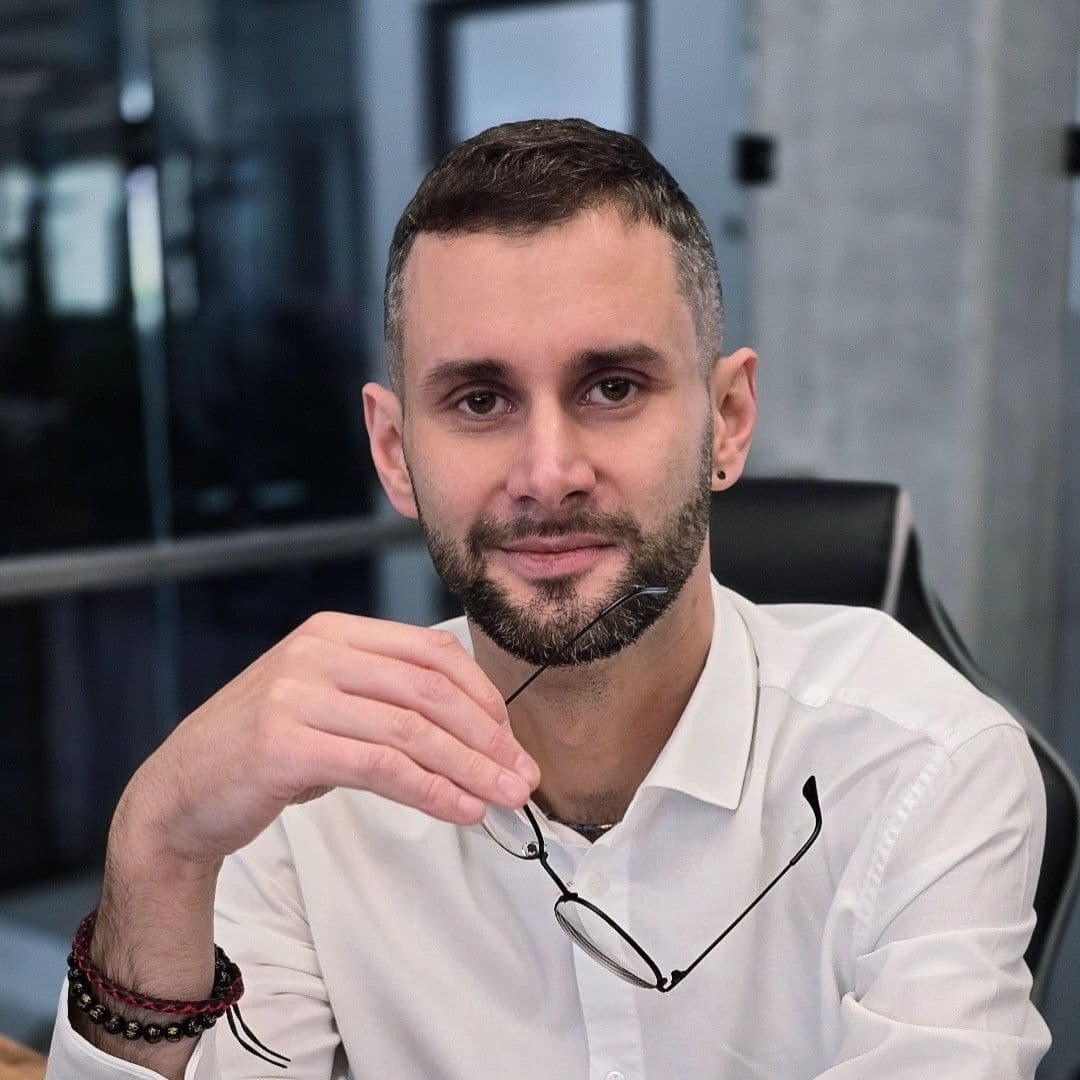 Portrét kouče Mariana Cieślara